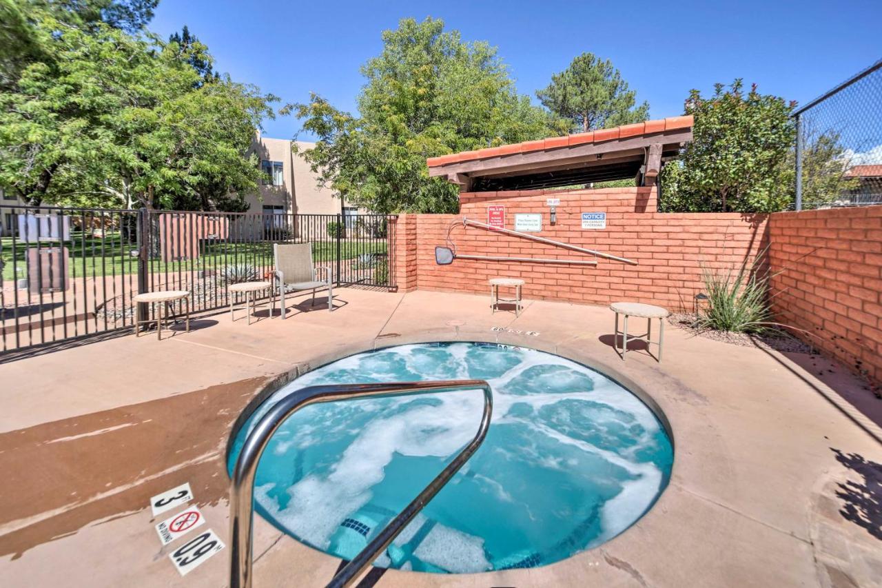 Appartamento Cozy Sedona Oasis With Pool And Hot Tub Access! Esterno foto